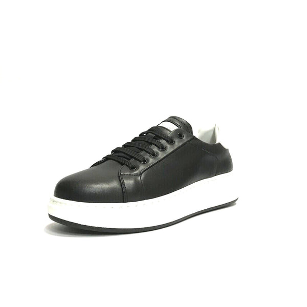 KEYS SCARPE UOMO SNEAKERS CON GOMMA MEDIA LEGGERE E COMFORT K-10002 NERO/BIANCO